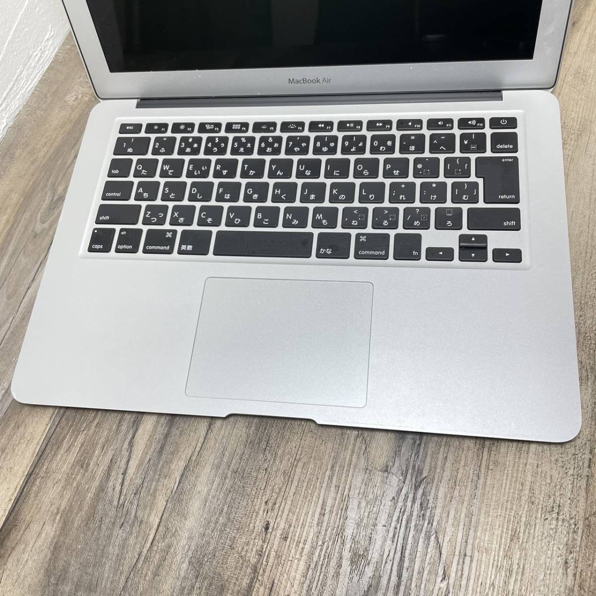 【M3今】★【ジャンク】Apple MacBook Air Macbook Air　A1466　　詳細不明　ノートPCパソコン_画像3