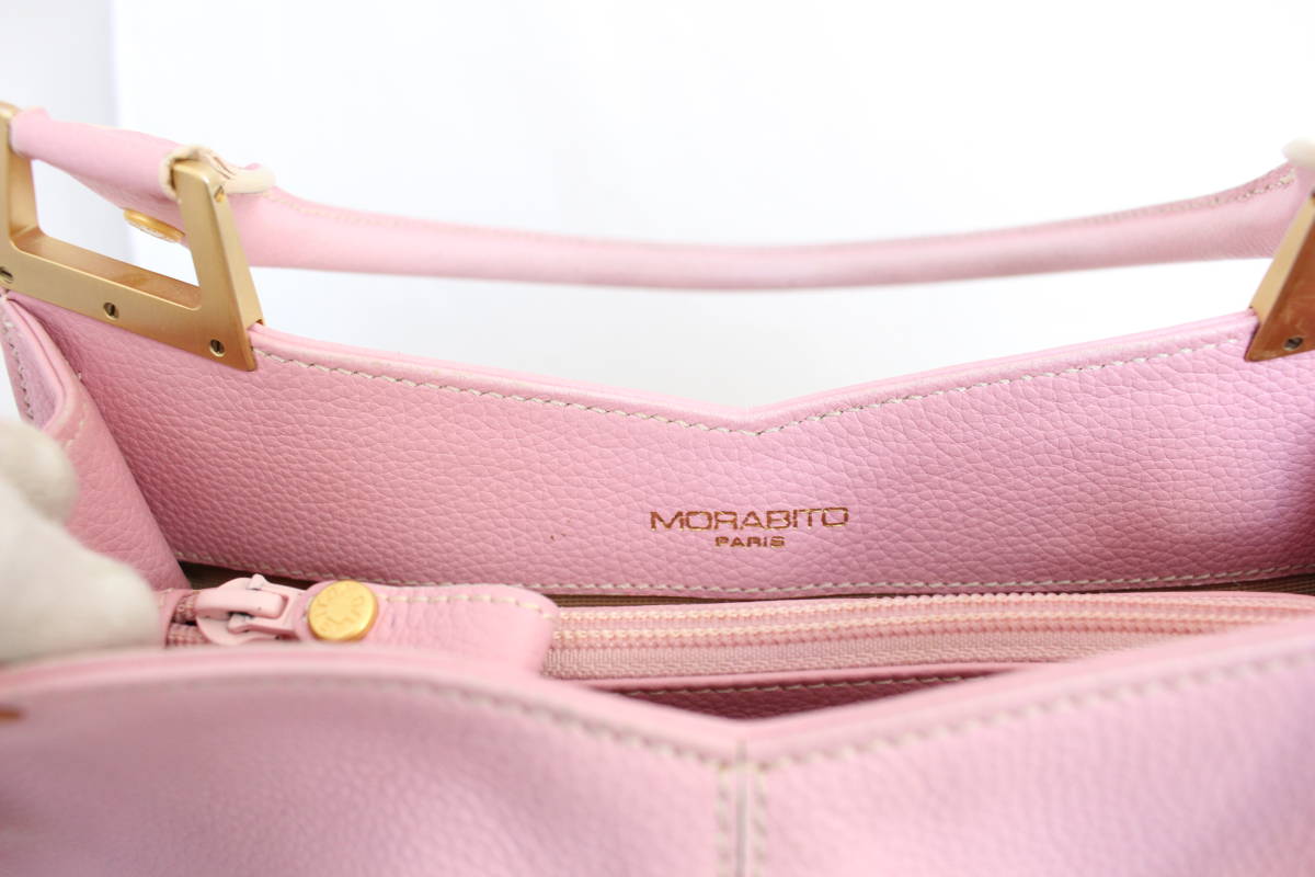  MORABITO　モラビト ハンドバッグ　ゴールド金具　チャーム付き　肩掛け　ピンク トートバッグ ショルダー　レディース