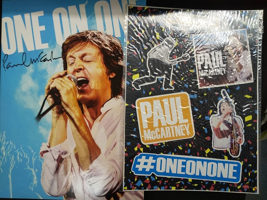 ■パンフレット■ポール・マッカートニー/PAUL McCARTNEY ONE ON ONE JAPAN TOUR 2017　The Beatles_画像1