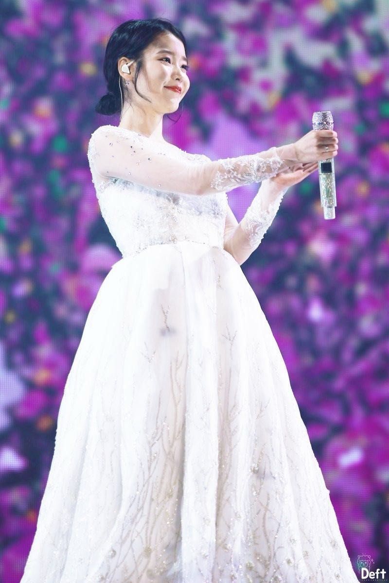 IU アイユー ドレスユ ぬいぐるみ 20cm ピアスセット|Yahoo IU アイユー ドレスユ ぬいぐるみ 20cm ピアスセット|Yahoo