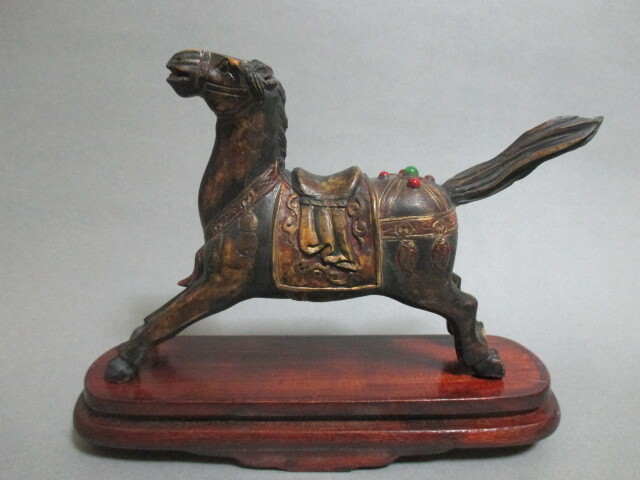 中国　ヴィンテージ 馬の置物　オブジェ　軍馬　　真鍮・ブロンズ風　