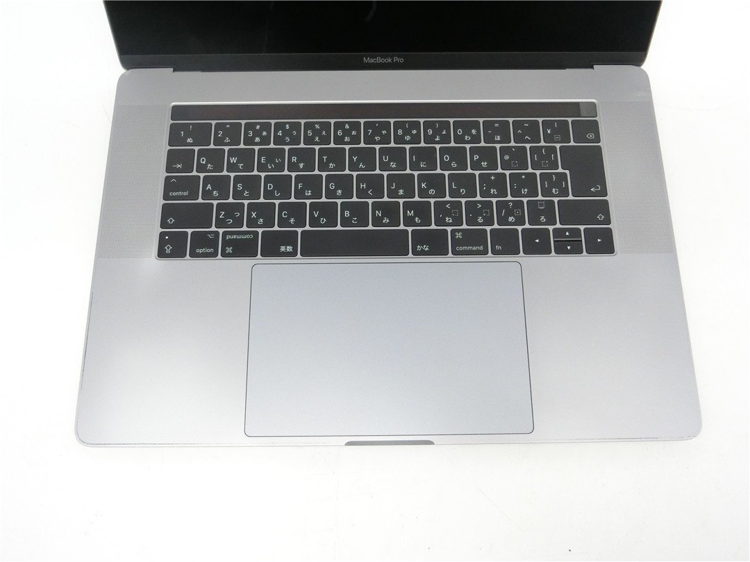 中古　MacBookPRO　A1707　本体止めネジとマザーボードなど欠品 　　詳細不明　ノートPCパソコン　ジャンク品　送料無料_画像2