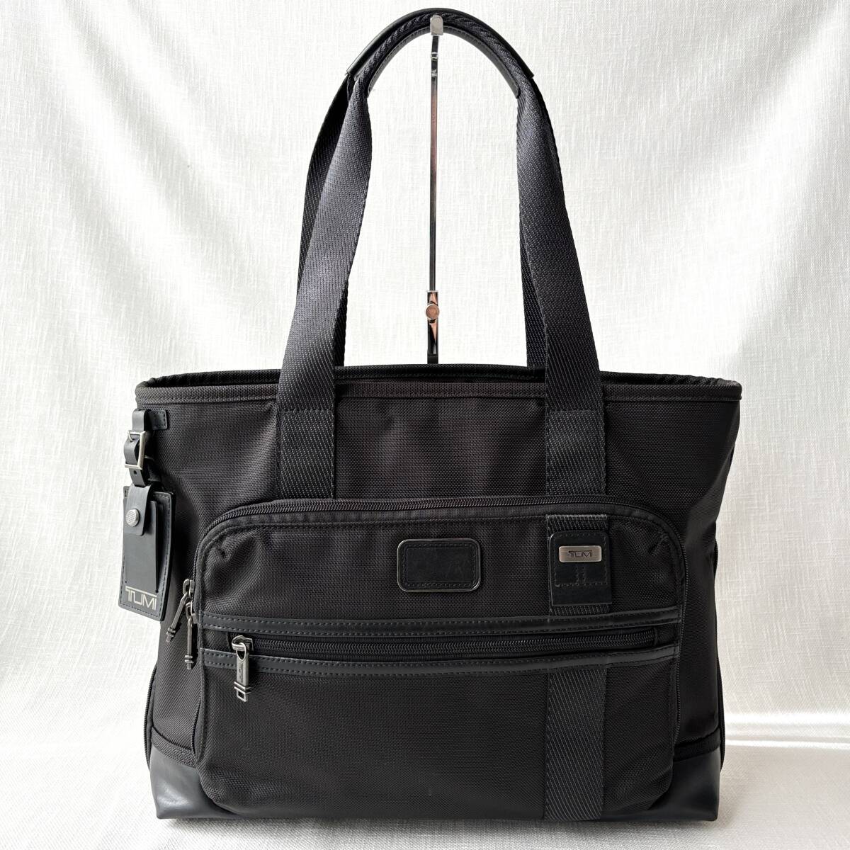 Yahoo!オークション - 1円〜 <美品 > TUMI トゥミ トート Yahoo!オークション - 1円〜 <美品 > TUMI トゥミ トート