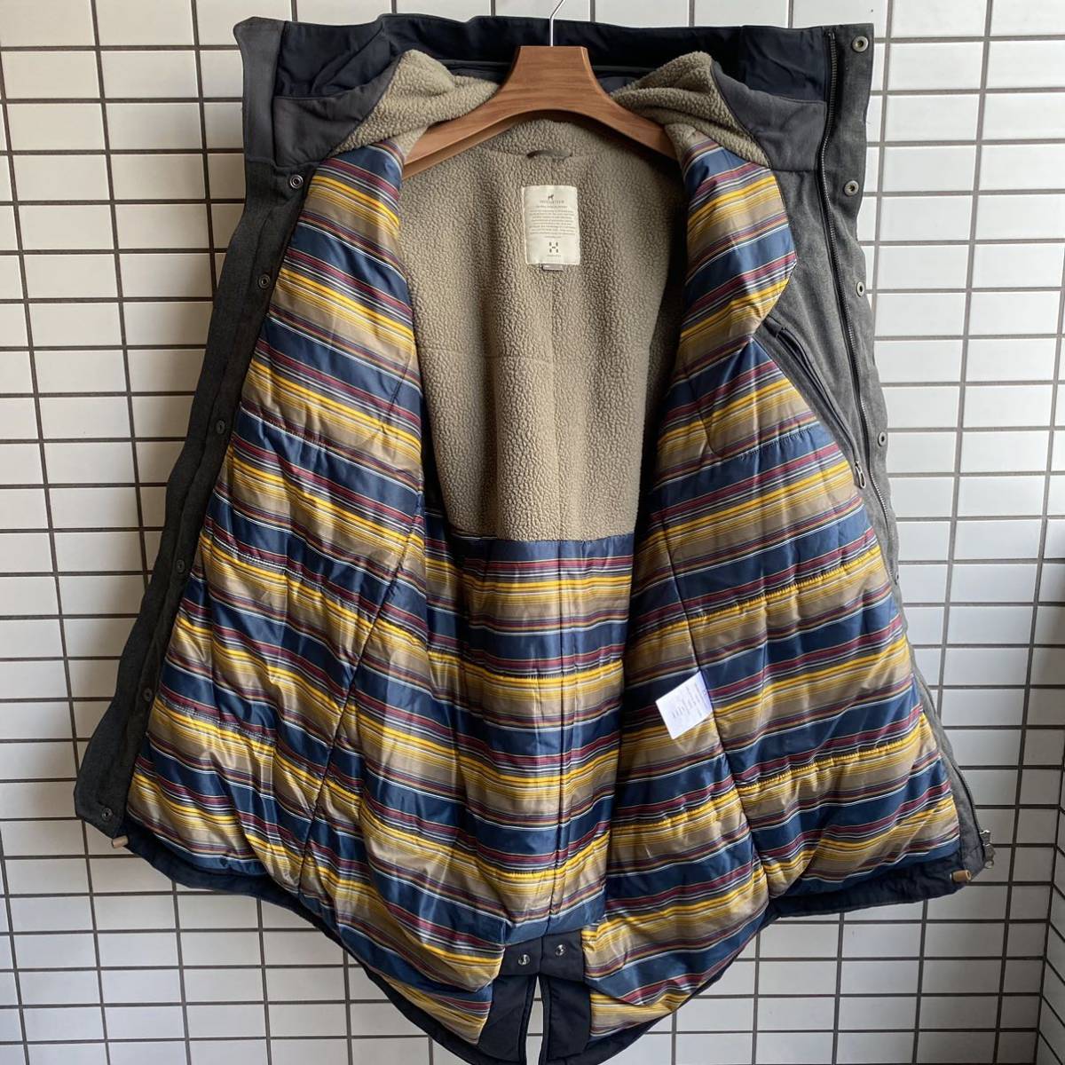 ホグロフス シルヤンパーカ グレー Sサイズ HAGLOFS SILJAN PARKA ボア　中綿　ジャケット アウトドア モッズコート　マウンテンパーカー_画像3