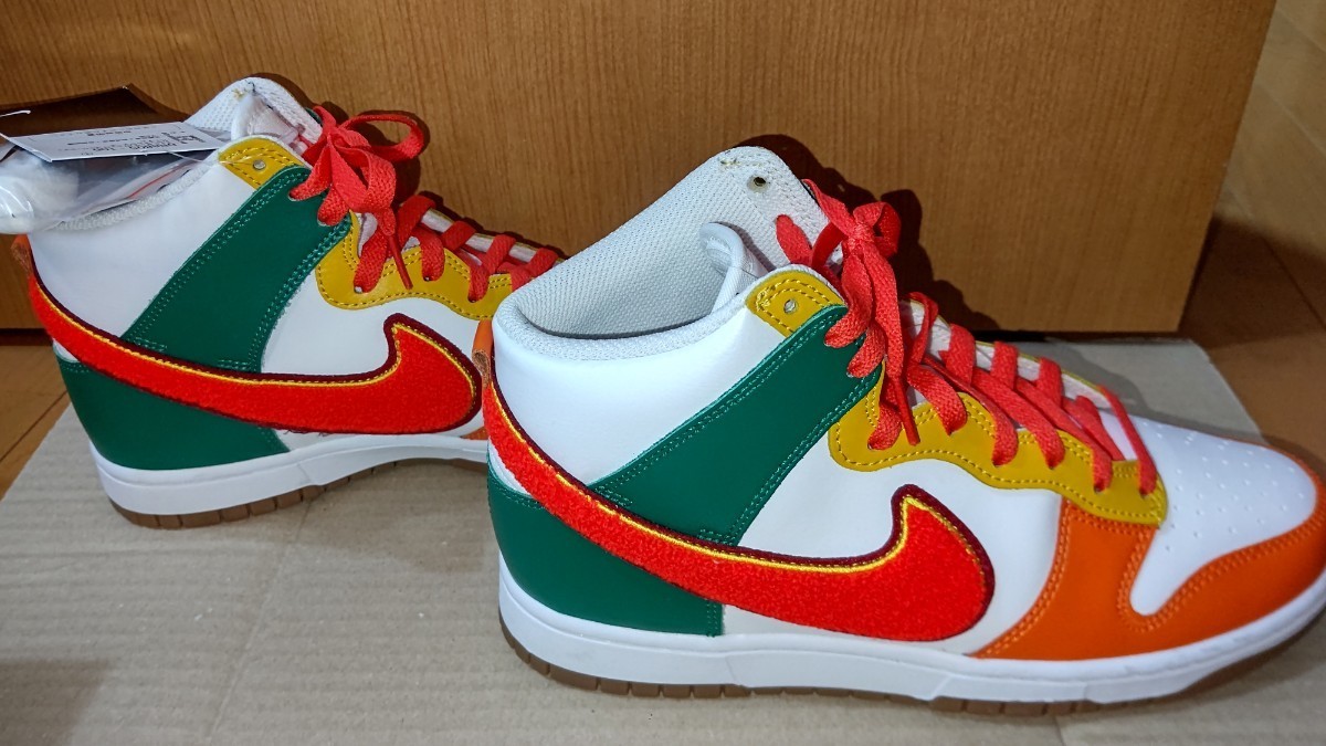 1円スタート　中古美品　箱なし　NIKE　DUNK HIGH RETRO UNIVERSITY　ナイキ ダンク ハイ レトロ ユニバーシティー　DR8805-100　27.0cm_画像4