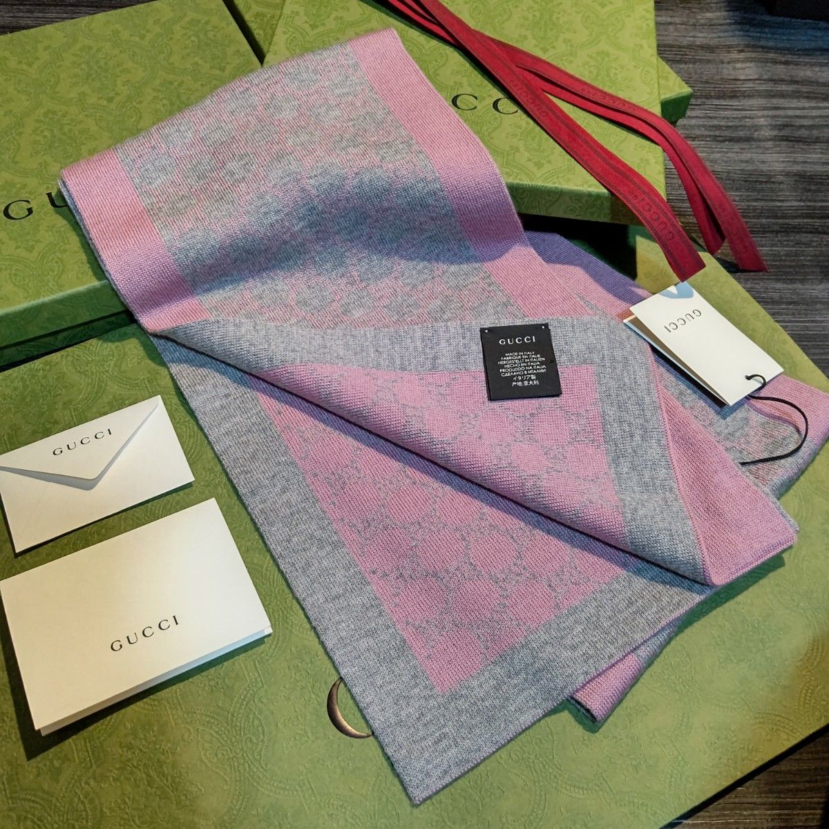 新品箱袋付き GUCCI マフラー ストール ショール スカーフ 新品箱袋付き GUCCI マフラー ストール ショール スカーフ
