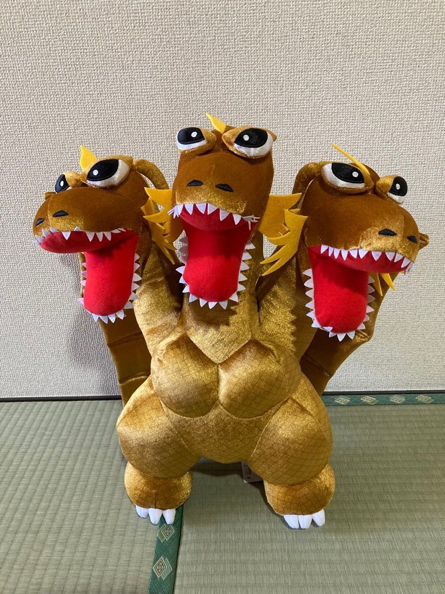 しまむら　キングギドラ　ダイカットクッションGODZILLA  