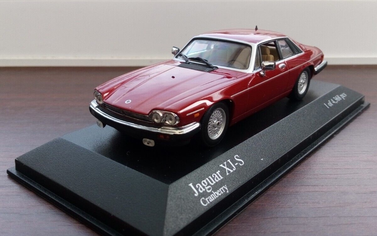 【稀少色】Ж ミニチャンプス 1/43 PMA ジャガー XJ-S クーペ 1980 レッド Ж MINICHAMPS JAGUAR XJS Coupe Carnival Red Ж Daimler XJS-Rの画像1