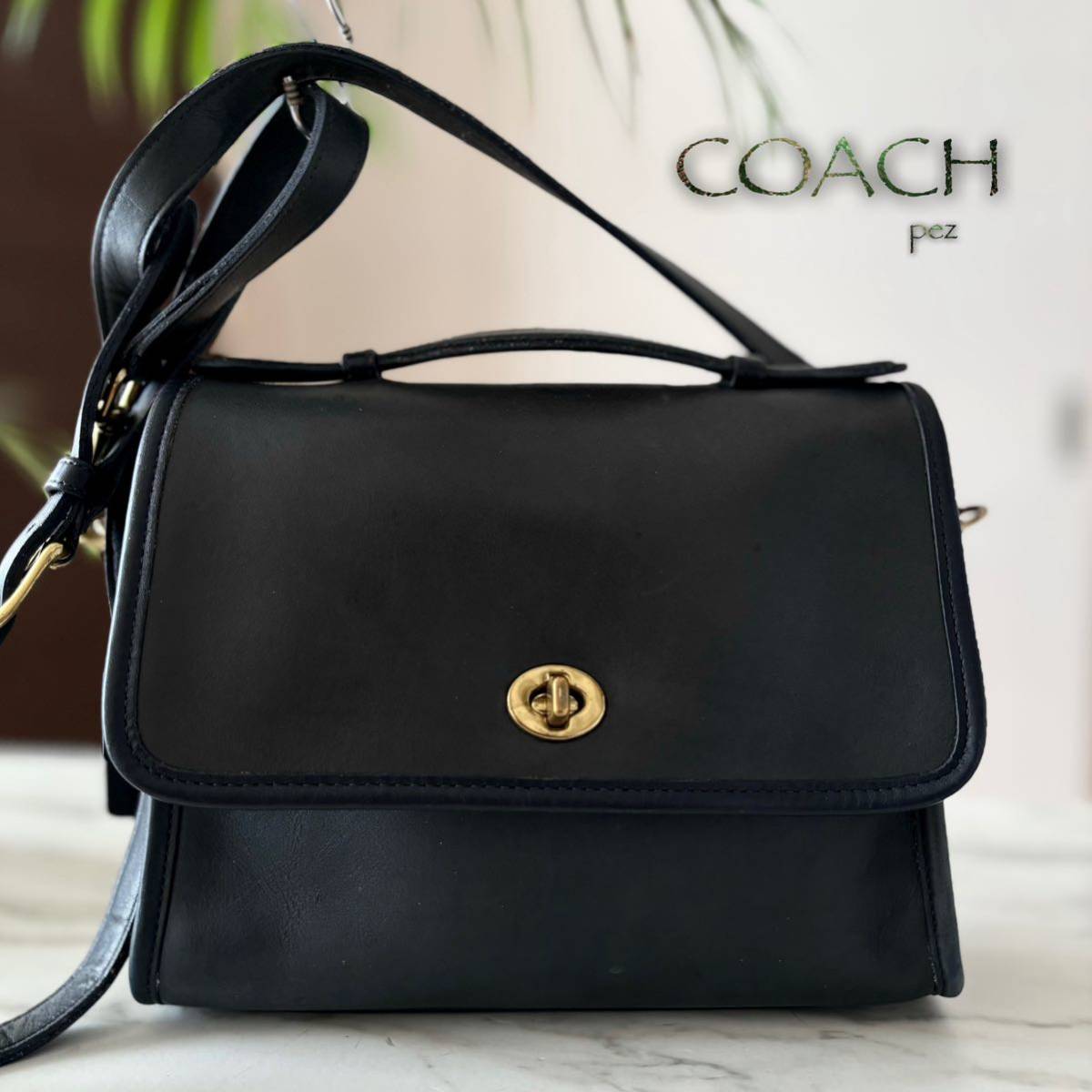 超美品 COACH オールドコーチ レザーショルダーバッグ＊レディース メンズ 牛革 本革 肩掛け 斜め掛け ネイビー 紺 ターンロック