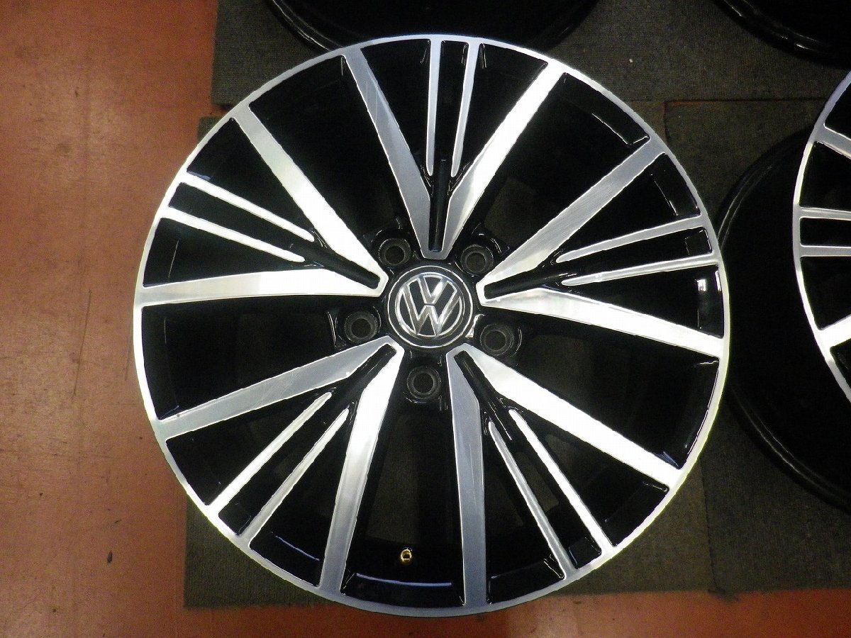 VW（フォルクスワーゲン）Golf VII（ゴルフ７）純正♪16×6.5/112/5H/+46/ハブ57.1♪店頭受け取り歓迎♪ホイールのみ4本♪R602W45_画像2