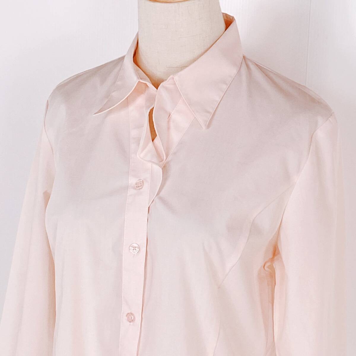 Z1186 美品 レディース 長袖 ワイシャツ ブラウス ライトピンク Lサイズ 万能 オフィススタイル スーツインナー かわいい シンプル USED_画像5