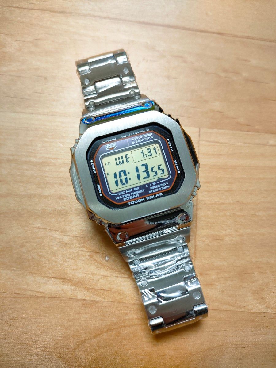 G-SHOCK フルメタルカスタム 電波ソーラー GW-M5610R シルバー G-SHOCK フルメタルカスタム 電波ソーラー GW-M5610R シルバー