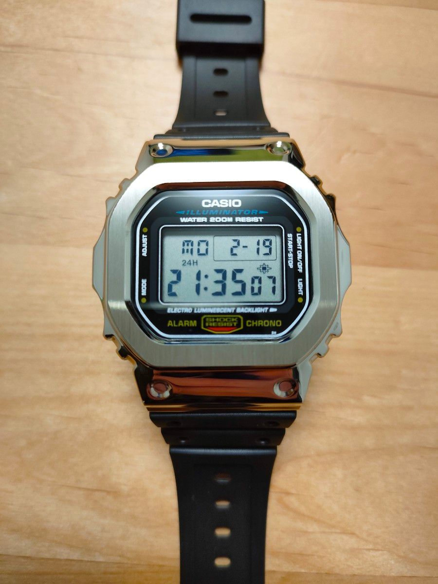 CASIO G-SHOCK カシオ Gショック DW-5600E シルバー メタル CASIO G-SHOCK カシオ Gショック DW-5600E シルバー メタル