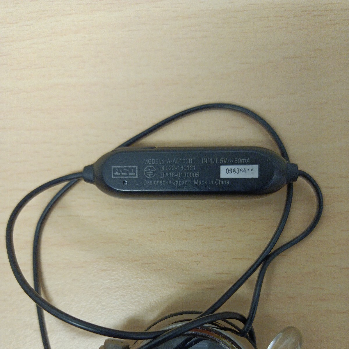 y020709fk JVCケンウッド JVC HA-AL102BT ワイヤレスイヤホン 耳掛け式/Bluetooth ブラック HA-AL102BT-B_画像4