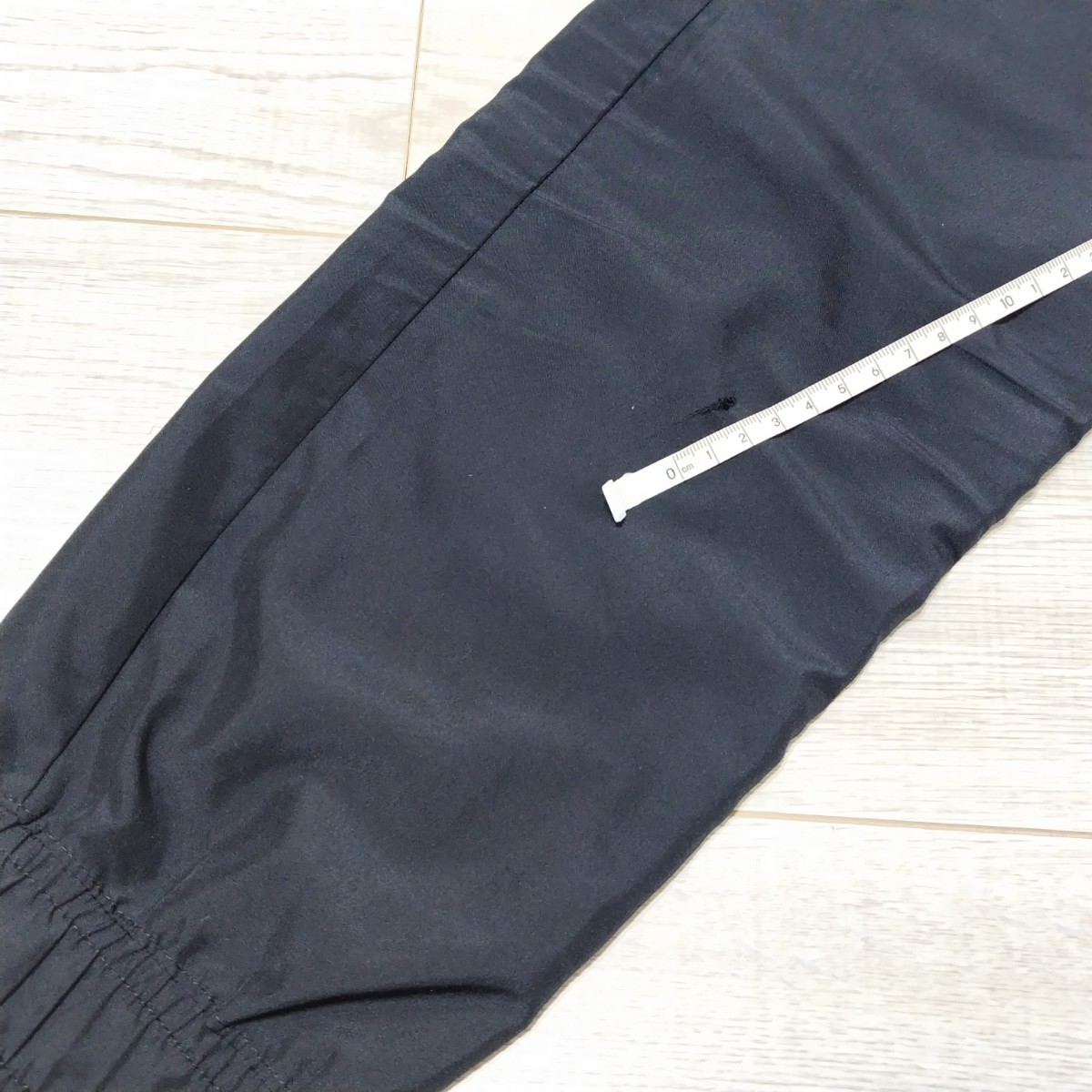 NIKE ナイロンパンツ 2着まとめ売り キッズ Mサイズ ボトムス パンツ 黒 ナイキ ジャージ サッカー フットサル スポーツウェアの画像6