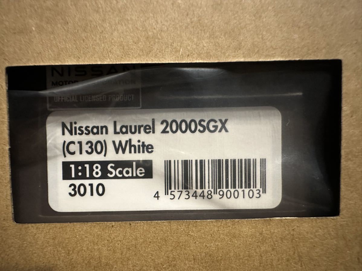 [新品] 1/18 IG3010 Nissan Laurel 2000SGX (C130) Whiteイグニッションモデル ignition model 日産 ローレル 前期 後期 ブタケツ 旧車_画像9