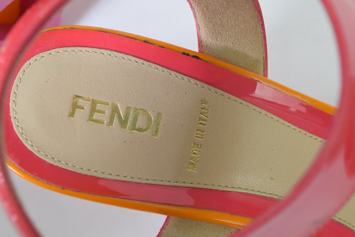 1265-24B0107★フェンディ FENDI★キュートなピンク×オレンジ ヒールサンダル 39 エナメル 夏の画像4