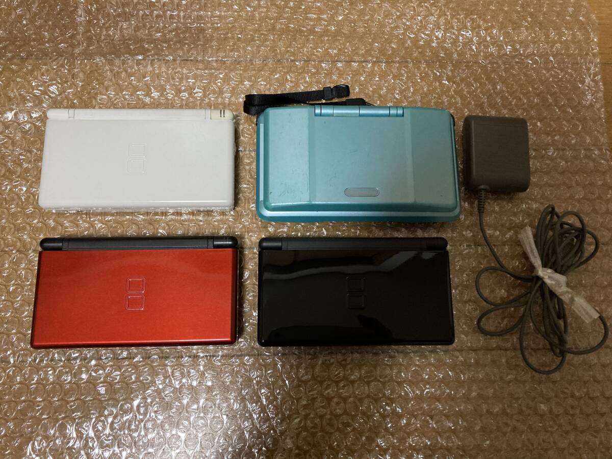 おトク】 4台セット ニンテンドー DS Lite 初代 本体 レッド ブラック