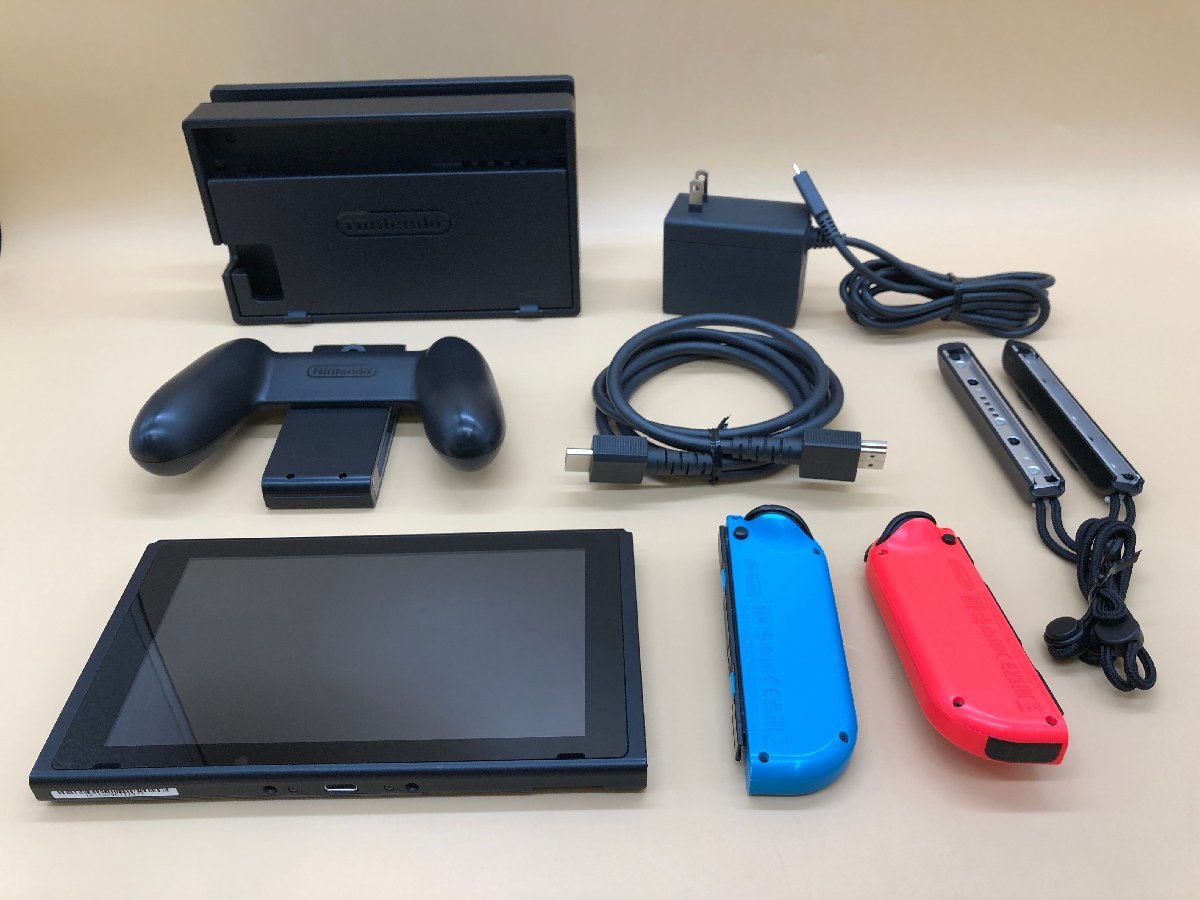 1円～ Nintendo switch バッテリー強化版 HAC-001(-01) ネオンブルー/ネオンレッド スイッチ ※箱なし/備考あり ☆良品☆ [296-0216-T2]_画像2