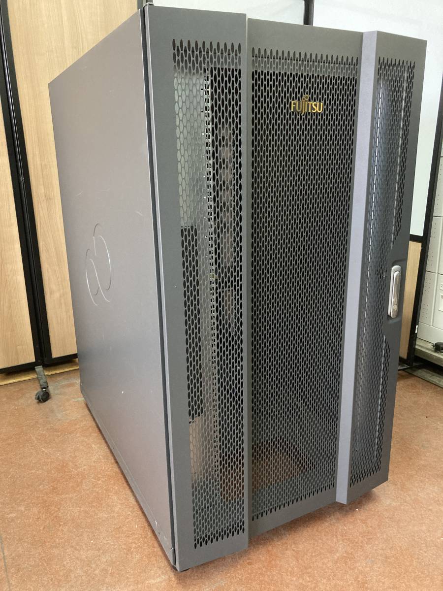 FUJITSU 富士通 サーバーラック PG-R4RC5 W700XD1050XH1267 EIA規格 19インチラック 24U+2U 中古 システムラック