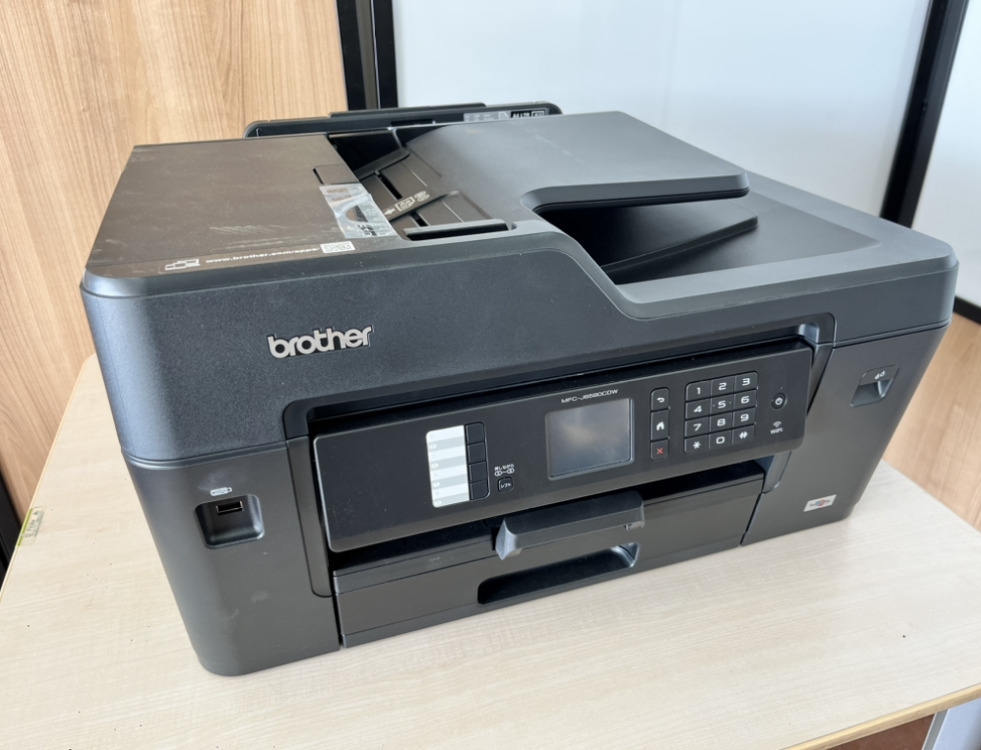 【箱付き】brother インクジェットプリンター　MFC-J6580CDW　　A3対応　FAX対応　複合機　ブラザー_画像1