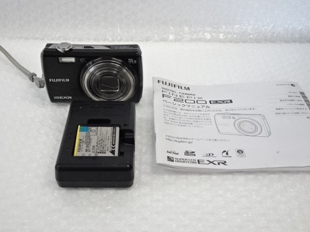 富士フィルム FUJIFILM FinePix F200 EXR ブラック コンパクトデジタルカメラ　ファインピクス　付属品付_画像1