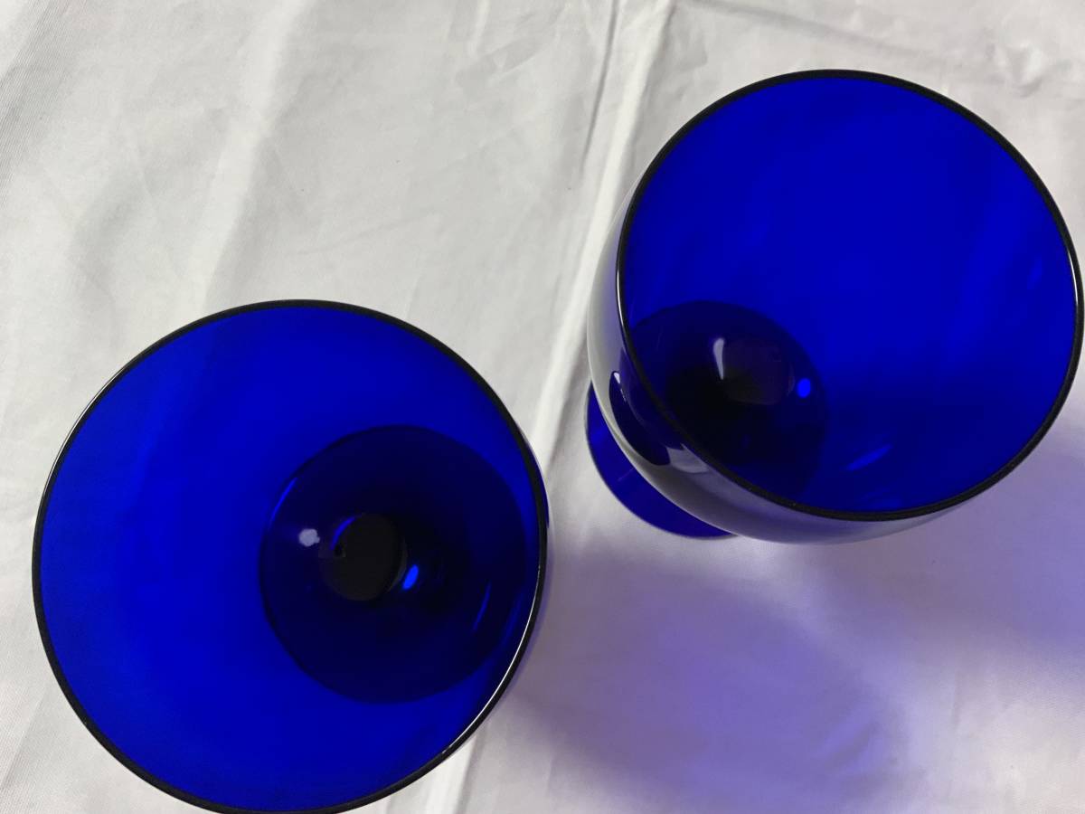 未使用 ザ・リッツ・カールトン ブルーゴブレット ワイングラス ２個セット 表面無地タイプですの画像2