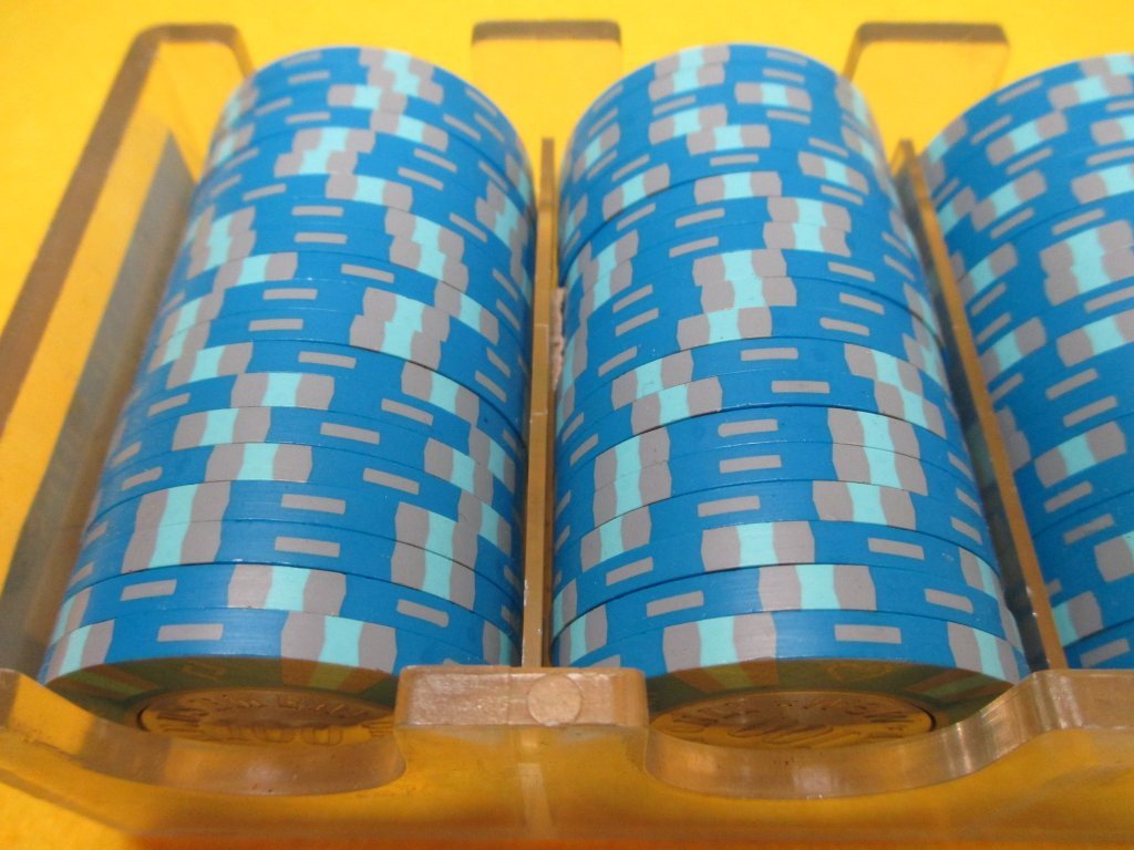 chip06 CASINO CHIP 合計100枚 MGM 『100』 カジノ チップ for chip06 CASINO CHIP 合計100枚 MGM 『100』 カジノ チップ for