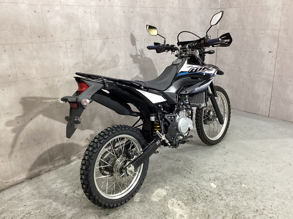 低金利2.9%~★極美車★ヤマハ WR155R・リアタイヤ新品・グリップヒーター付き・リアキャリア付き・割れなし・オフロード 検）WR250R cy7201_画像5