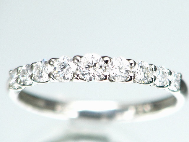 【希望者のみラッピング無料】 【宝石屋本舗】良質天然ダイヤモンド 0.50ct PT900 グラデーションタイプ エタニティリング プラチナ台