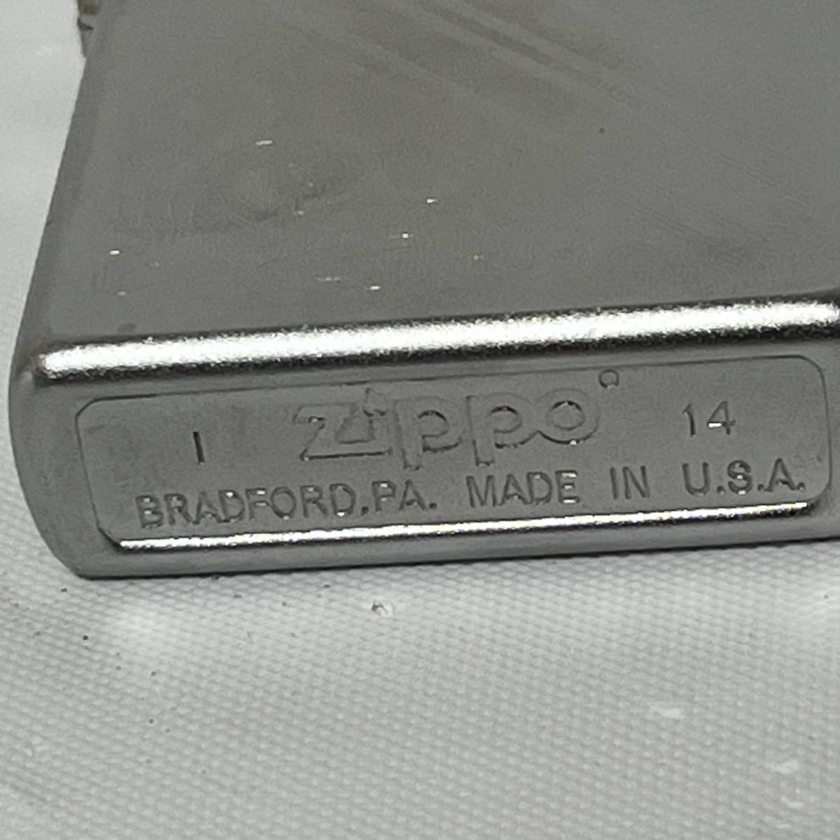 ZIPPO ジッポー オイルライター 唐草模様　喫煙グッズ _画像2