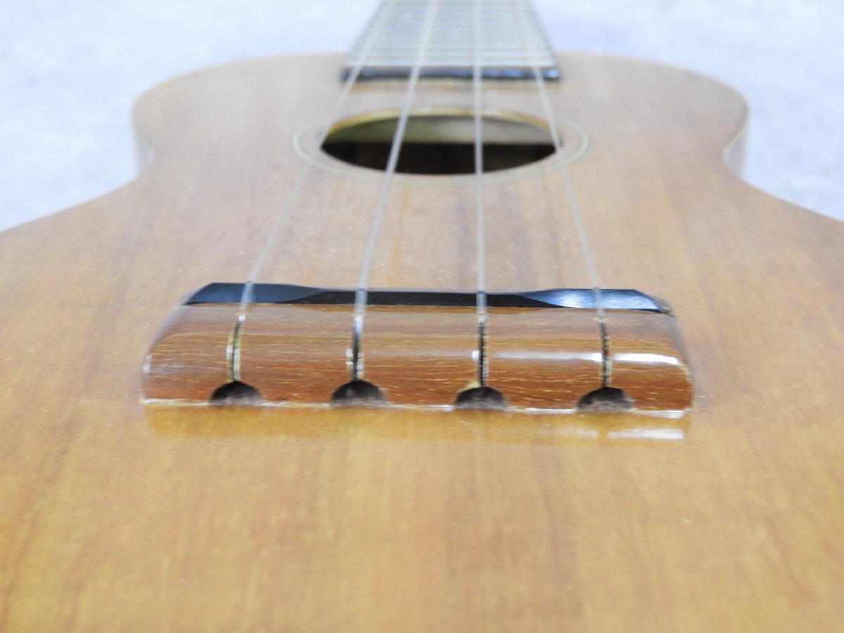 ☆ Famous フェイマス ukulele FS-5 ウクレレ ハードケース付き ☆中古☆_画像7