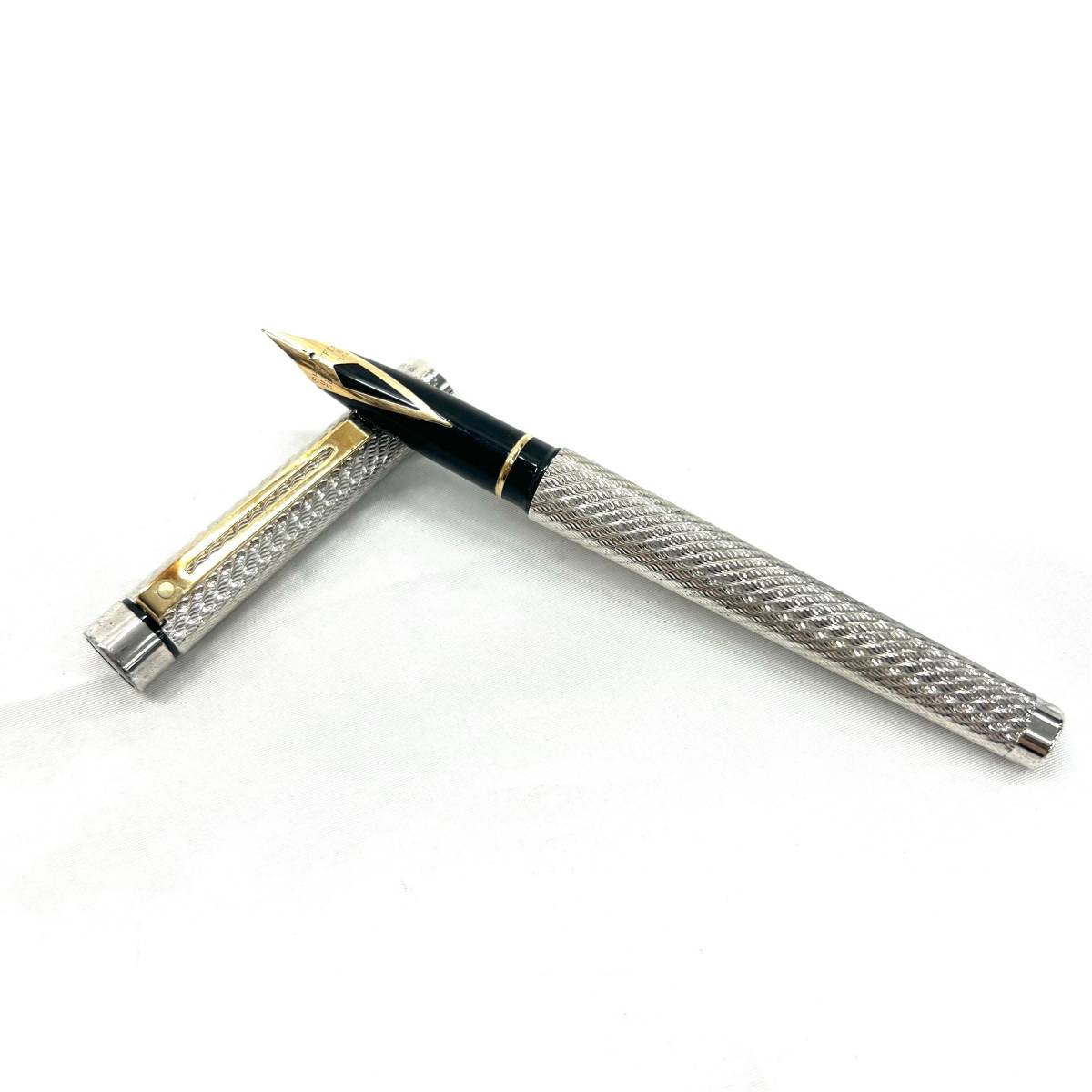 ★おすすめ品★ SHEAFFER シェーファー スターリングシルバー STERLING ペン先 K14 シルバー系 万年筆 筆記用具 中古品　SAYY0219-5_画像1