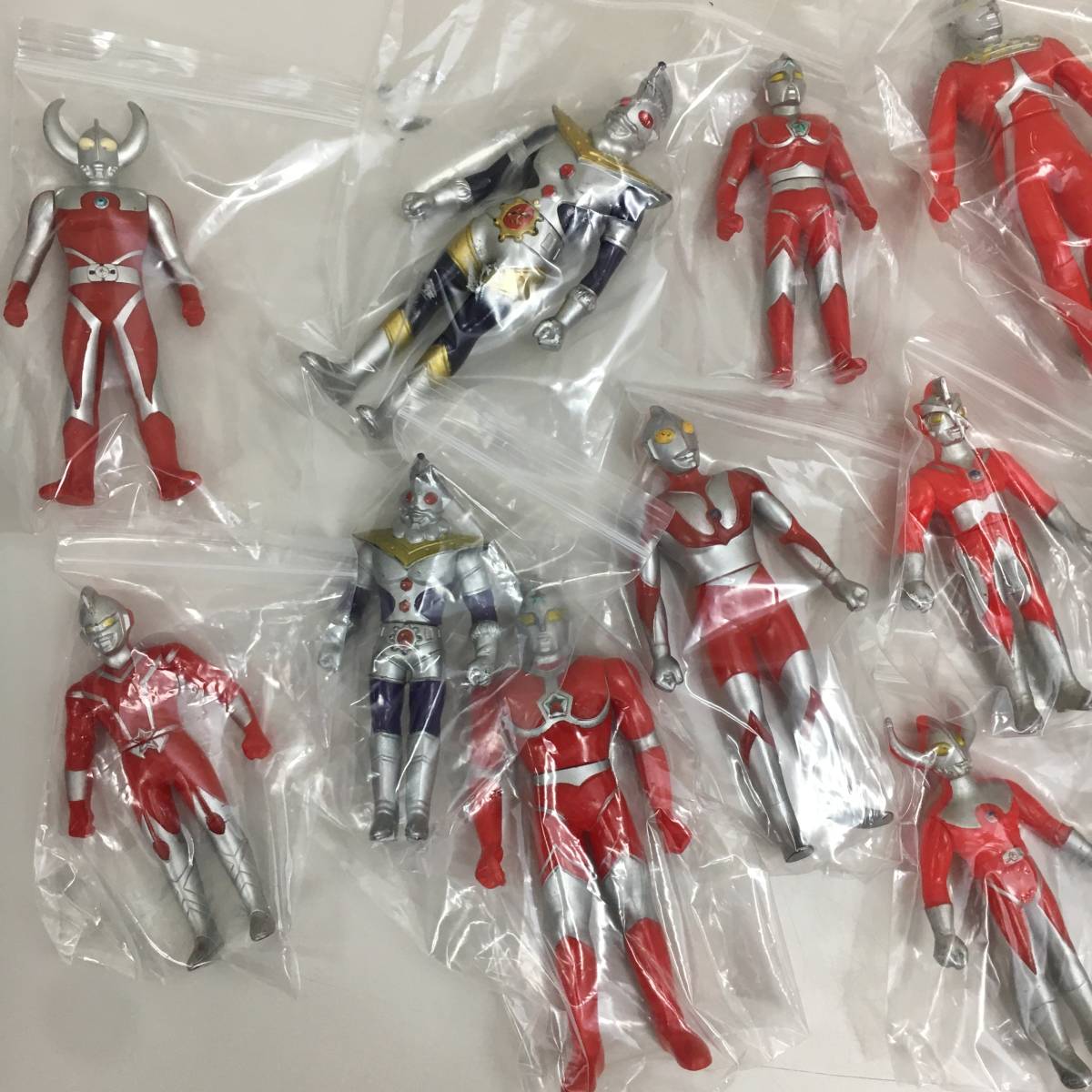 特撮　ウルトラマン 怪獣 ソフビ まとめ売り ウルトラマンセブン メカゴジラ イリス バルタン星人 ウルトラ怪獣 中古※現状販売品_画像9