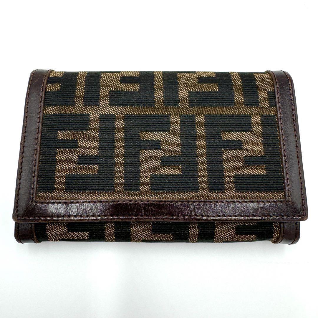 【美品】FENDI フェンディ 折り財布 ズッカ柄_画像2