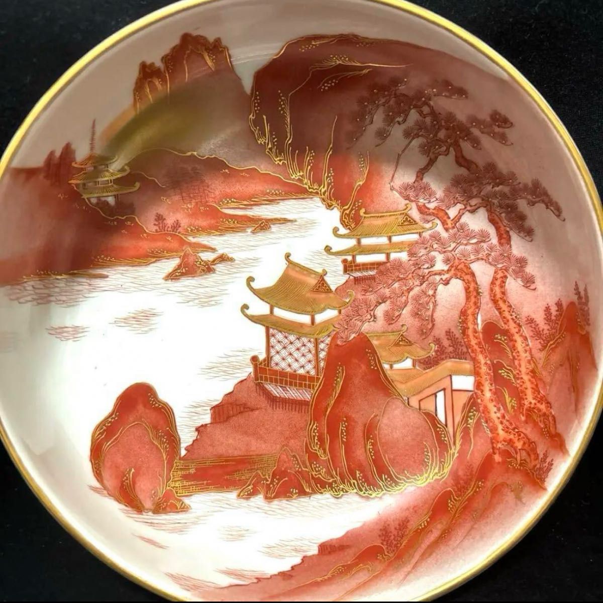 九谷焼  赤絵金彩 楼閣山水図　浅鉢　飾り皿 飾皿 古美術品