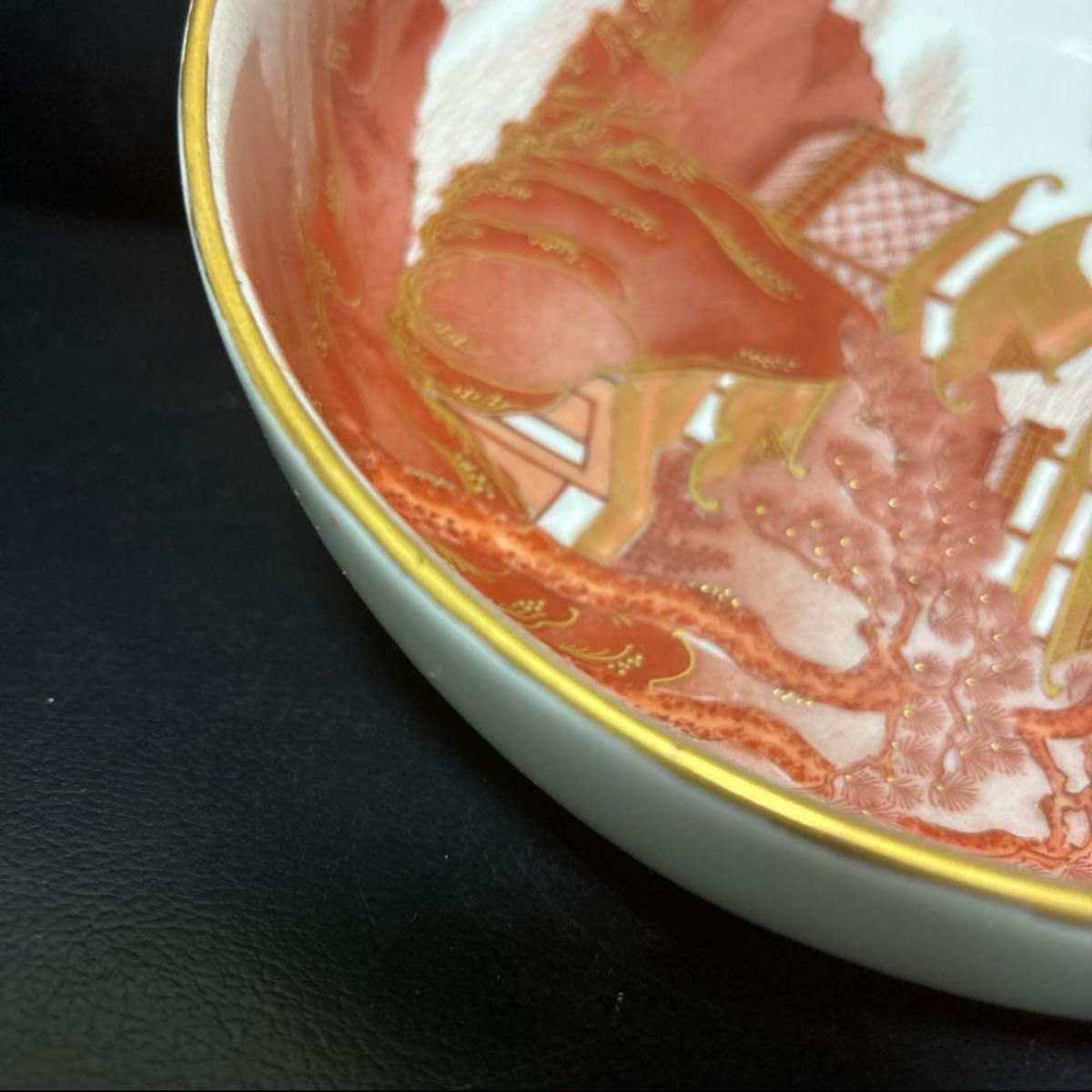九谷焼  赤絵金彩 楼閣山水図　浅鉢　飾り皿 飾皿 古美術品