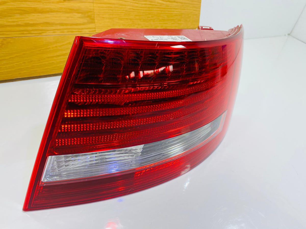★迅速★ アウディ Audi A6(クワトロ C6) 4F 純正 前期 右 テールランプ/ライト/レンズ LED 4F5 945 095 h911_画像4