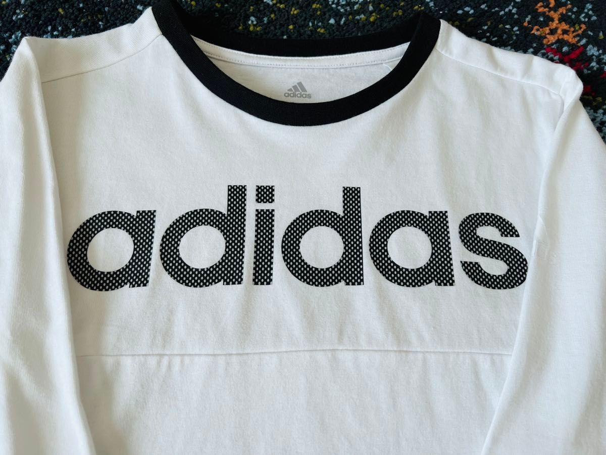 adidas    アディダス　ロゴ長袖Tシャツ　男女兼用　150