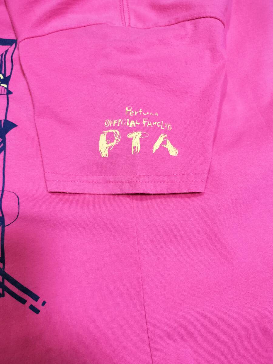 Perfume パフューム P.T.A. 1053 PTA Tシャツ 2010年 XS 関連: LSG ファンクラブ レディス MIKIKO先生 中田ヤスタカ 古着 ライブT ピンク色_画像5