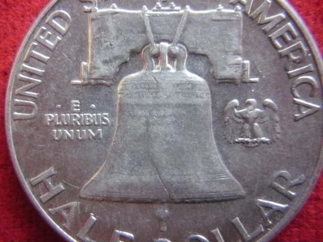 ★世界の銀貨　UNITED STATES (Franklin) Half dollars 1957-D (90% silver)　外径約30.55㎜　量目約12.39g　中古並品～_画像9