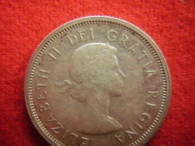 ★世界の銀貨 CANADA (ELIZABETH II) 25 CENTS 1961- (.800 silver) 外径約23.9㎜ 量目約5.79g 中古並品～の画像3