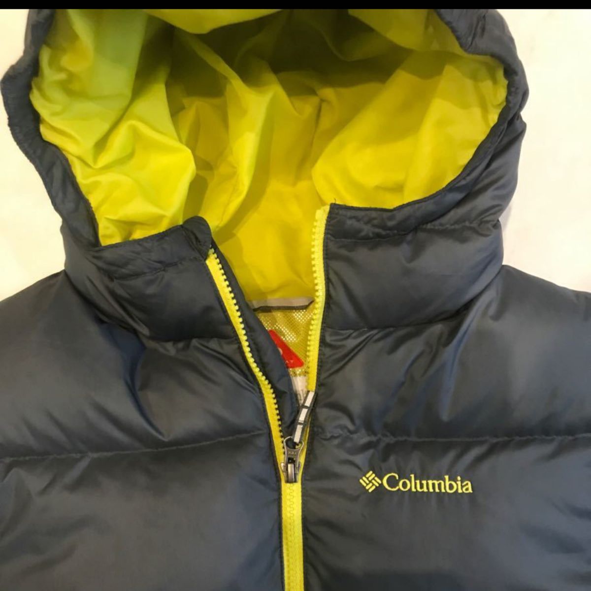 ★美品★Columbia コロンビアダウンジャケット ジュニアLサイズ150cm