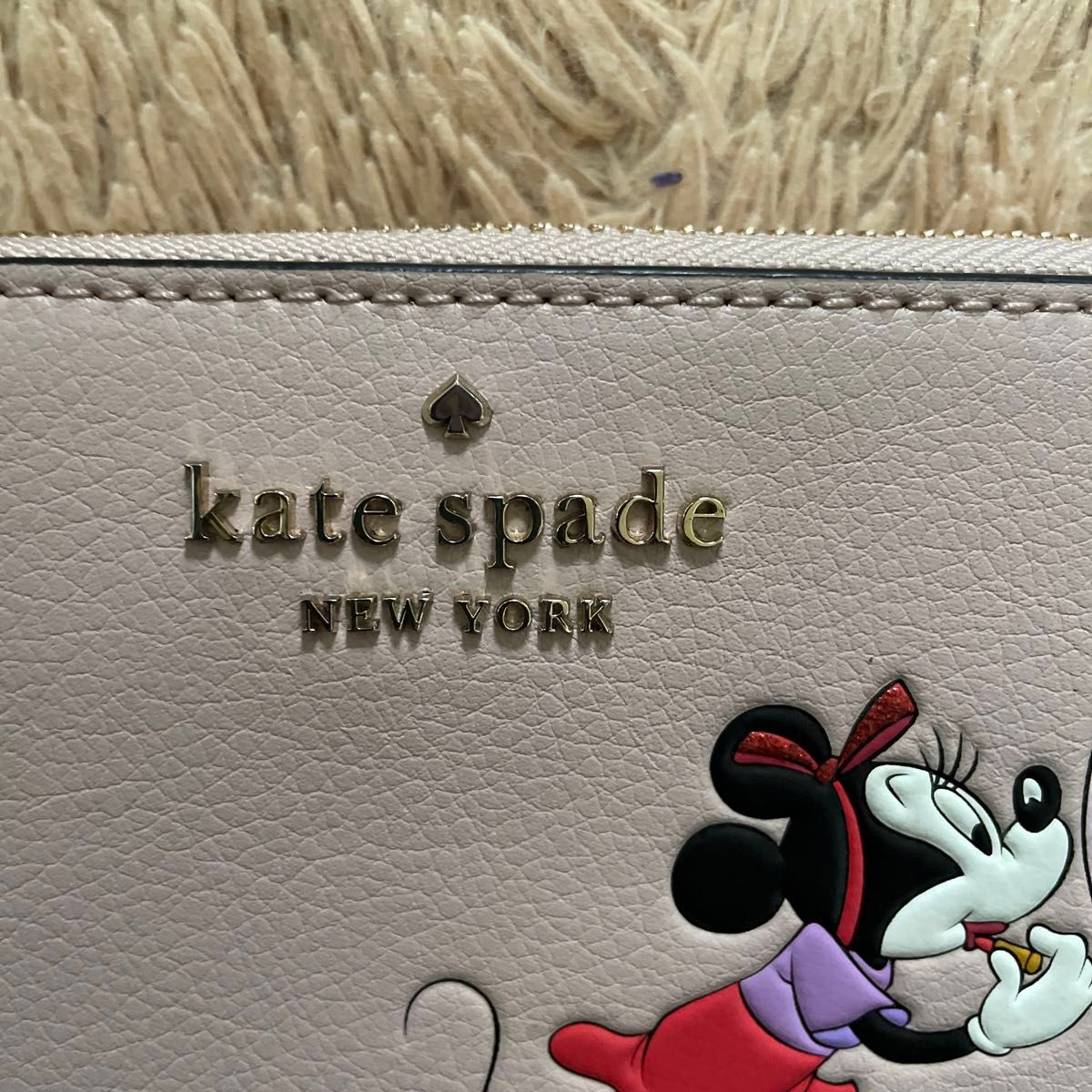レア　ほぼ未使用　ケイトスペード　海外限定ディズニーデザイン長財布