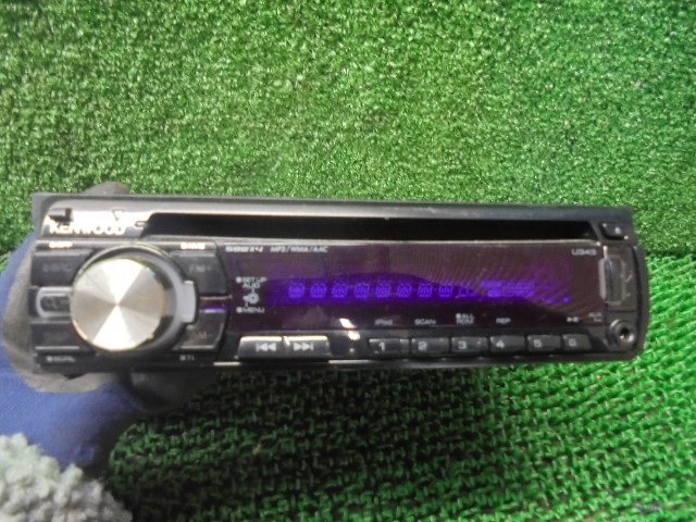 8FB4563 MF3)) ダイハツ ミラココア L675S 前期型 Xスペシャル にて使用　KENWOOD　CDオーディオデッキ　U343_画像4