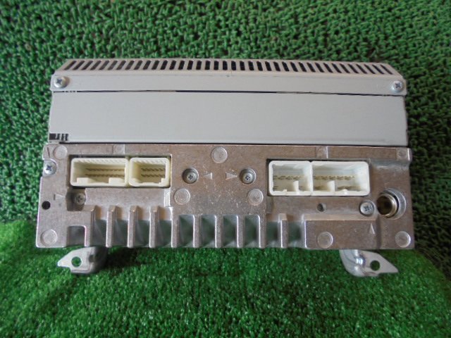 8EK3014FC3 ) トヨタ ポルテ NNP11/NNP15 後期型 純正CDオーディオデッキ　CP-W55_画像4