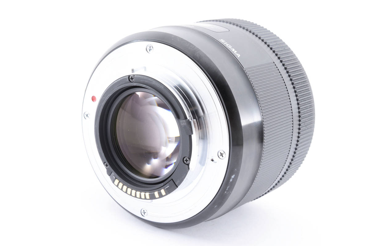 新品同様品級！SIGMA シグマ Art 30mm F1.4 DC HSM SAマウント フード付き_画像5