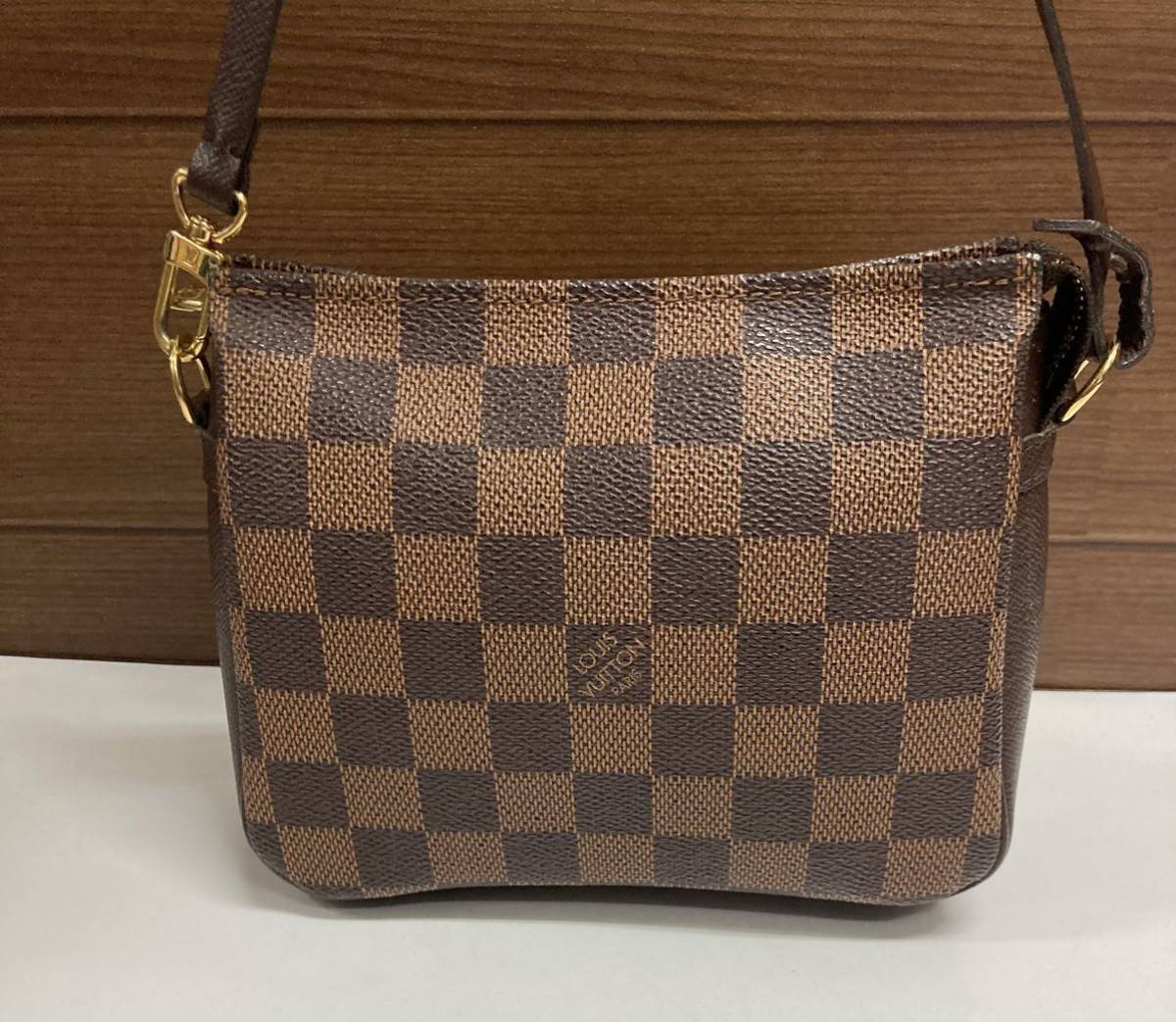 LOUIS VUITTON ルイヴィトン 極美品♪ ダミエ トゥルース メイクアップ ハンドバッグ 即発送 正規品 ミニバッグ ポーチ トートバッグ_画像3