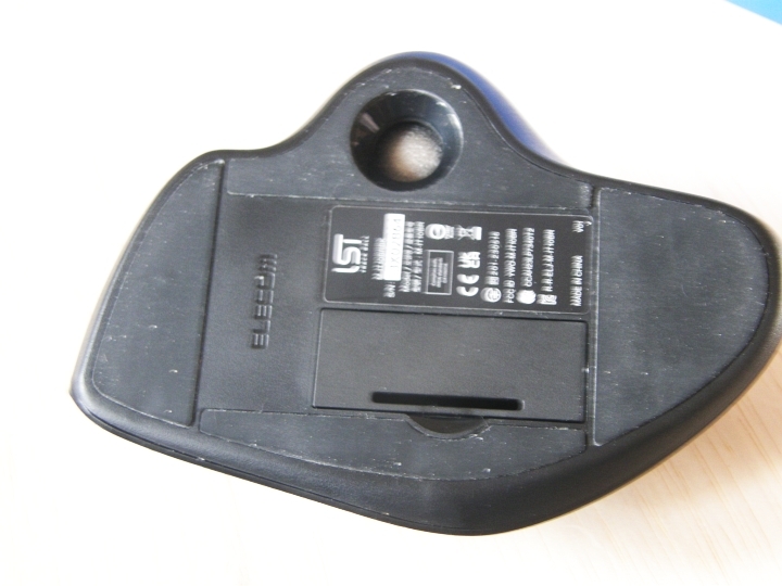 エレコム マウス M-IT10BR　Bluetooth5.0トラックボール "IST"5ボタン 人工ルビーモデル [未使用に近い]_画像7
