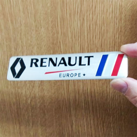 ルノー　RENAULT アルミニウムステッカー　シルバー　1枚_画像2